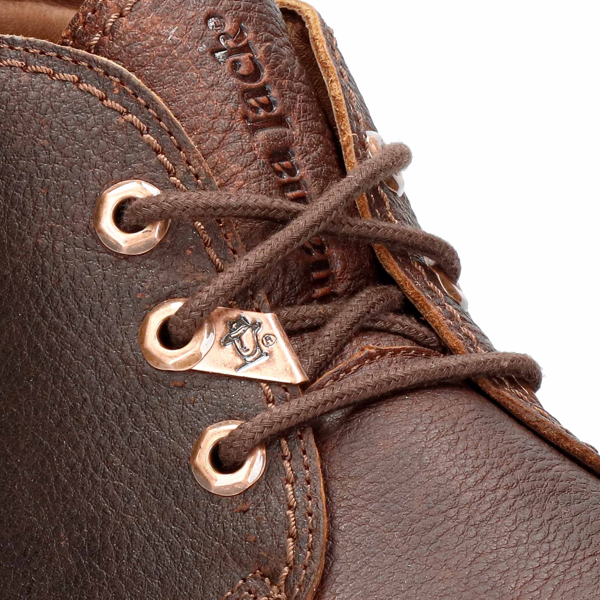 Bota Panama C44 Napa Grass Castaño - Image 7